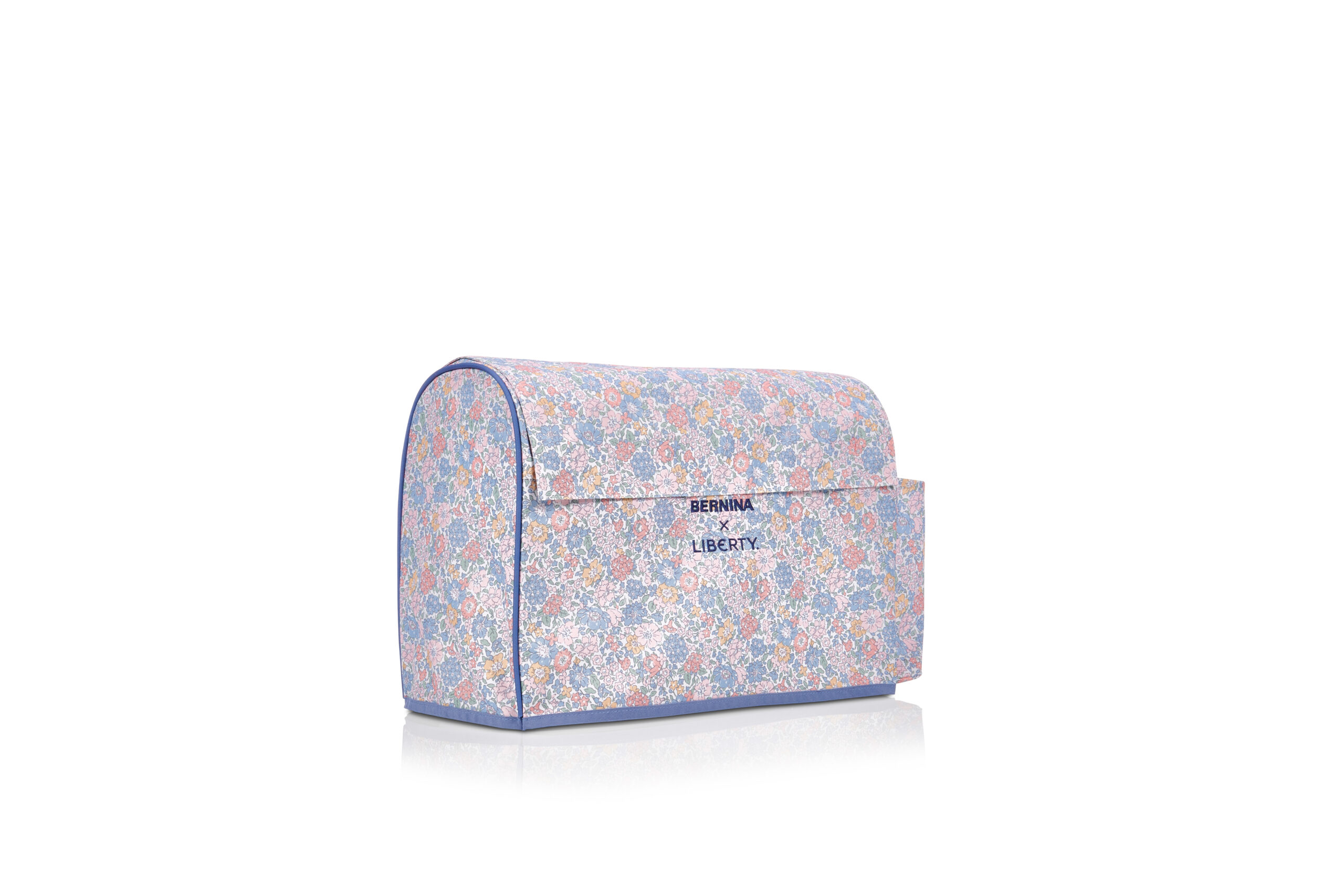 Bernina_580_Liberty_Edition-dust-cover_atelier